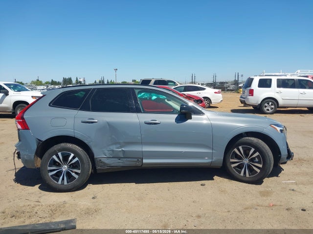 YV4L12RK6R1911996 Volvo Xc60 B5 Core Dark Theme