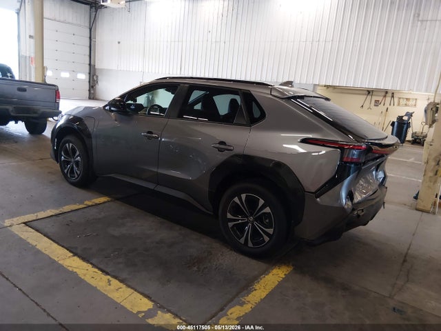 Toyota BZ4X XLE 2025 JTMABACA9SA096068 Image 3