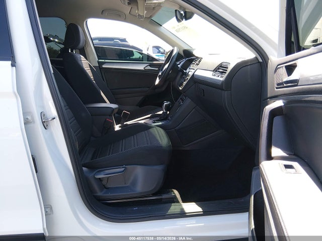 3VVRB7AX5PM047104 Volkswagen Tiguan 2.0t S