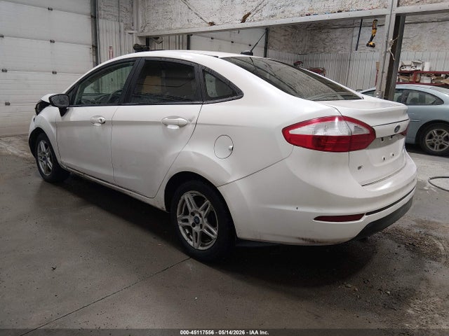 2018 Ford Fiesta Se მანქანა იყიდება აუქციონზე, vin: 3FADP4BJ8JM122975, აუქციონის ნომერი: 45117556