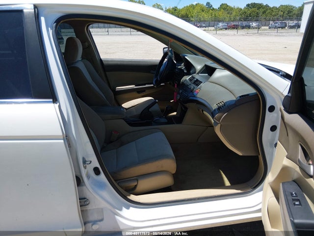45117572 :رقم المزاد ، 1HGCP26419A017476 vin ، 2009 Honda Accord 2.4 Lx-p مزاد بيع