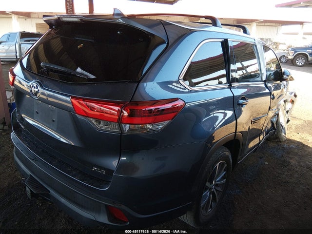 45117636 :رقم المزاد ، 5TDKZRFH2JS244988 vin ، 2018 Toyota Highlander Xle مزاد بيع