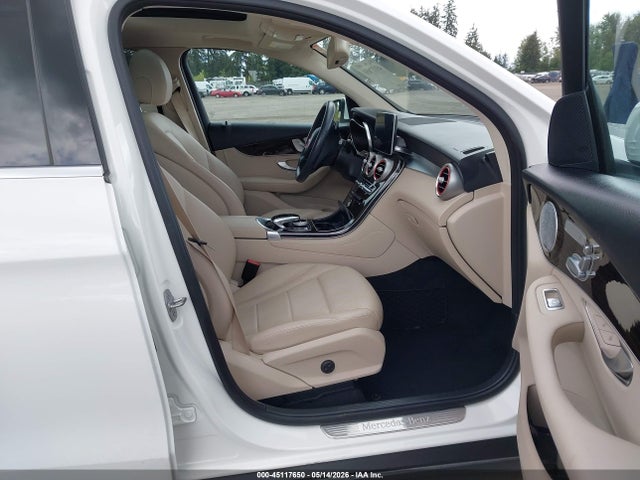 Продажа на аукционе авто 2017 Mercedes-benz Glc 300 4matic, vin: WDC0G4KBXHF134521, номер лота: 45117650