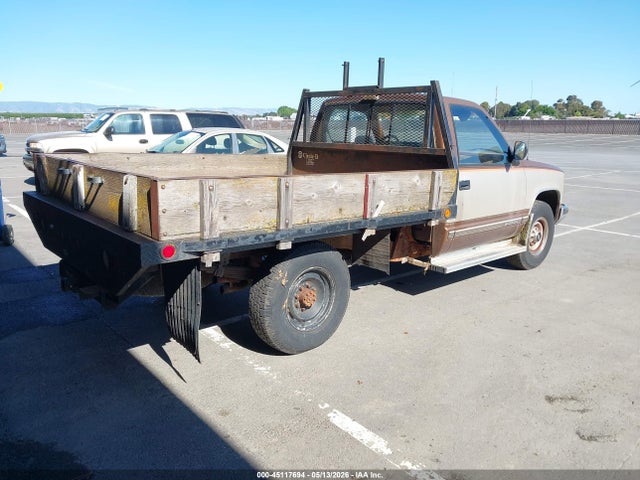 Продажа на аукционе авто 1989 Chevrolet Gmt-400 C3500, vin: 1GCGC34N1KE120652, номер лота: 45117694