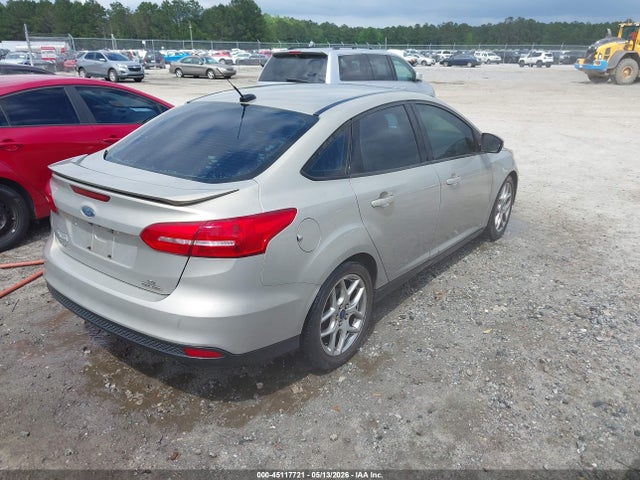 Ford FOCUS SE 2015 1FADP3F23FL200259 Image 4