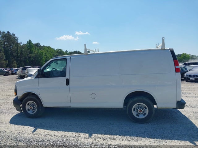 GMC Savana 2500 Work Van 2019 1GTW7AFG5K1238553 Image 14