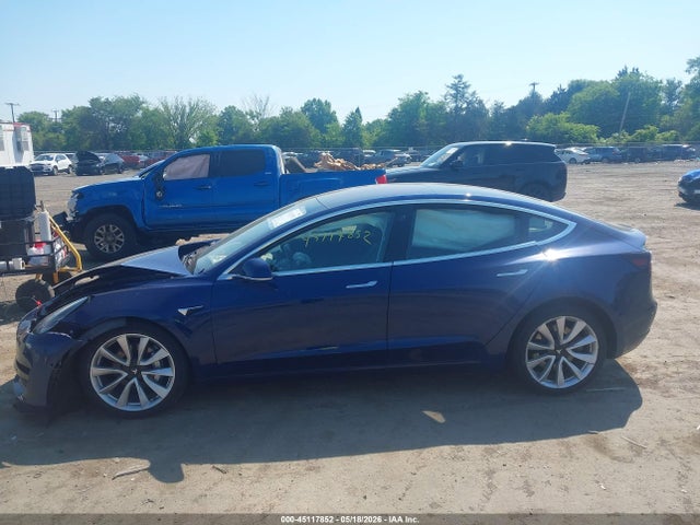 Продажа на аукционе авто 2018 Tesla Model 3 Long Range/mid Range, vin: 5YJ3E1EA4JF049730, номер лота: 45117852