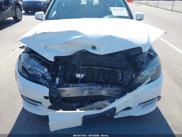 45117931 :رقم المزاد ، WDDGF8BB2BR175865 vin ، 2011 Mercedes-benz C 300 Luxury 4matic/sport 4matic مزاد بيع