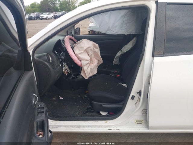 45118072 :رقم المزاد ، 3N1CN7AP8CL813860 vin ، 2012 Nissan Versa 1.6 Sl مزاد بيع