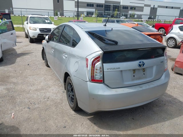 45118125 :رقم المزاد ، JTDKN3DU6D5582428 vin ، 2013 Toyota Prius Two مزاد بيع