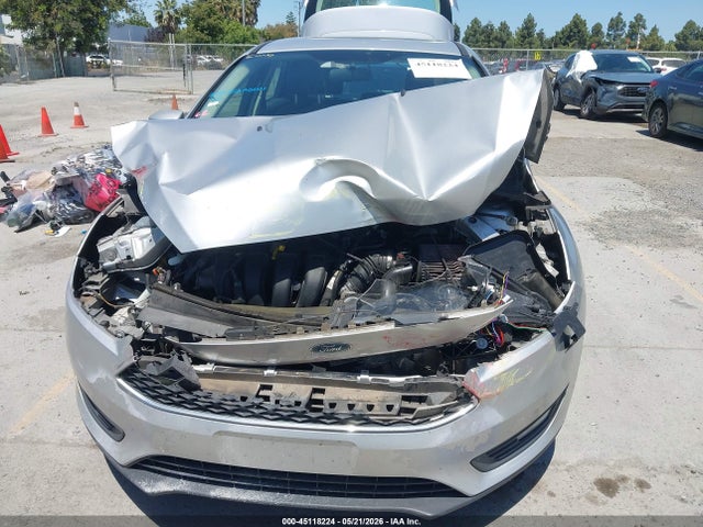 Ford FOCUS SE 2016 1FADP3K29GL304441 Image 6
