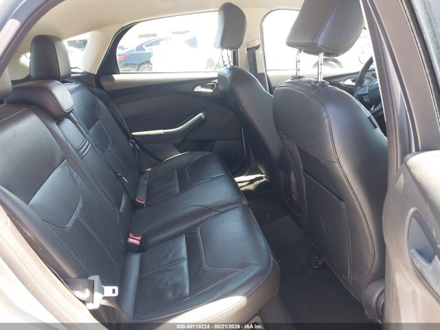 Ford FOCUS SE 2016 1FADP3K29GL304441 Image 8