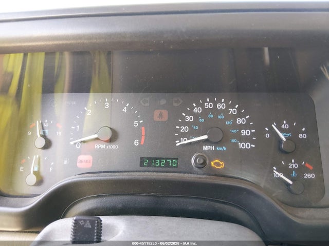 45118230 :رقم المزاد ، 1J4FA59S6YP703110 vin ، 2000 Jeep Wrangler Sahara مزاد بيع