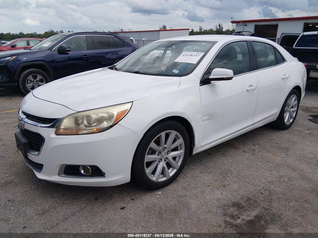 Chevrolet MALIBU 2LT 2015 1G11D5SL3FF151913 Image 2