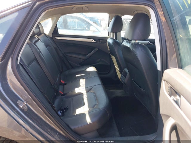 Aukcja sprzedaży 2015 Volkswagen Passat 1.8t Wolfsburg Edition, vin: 1VWAT7A33FC047928, numer aukcji: 45118277