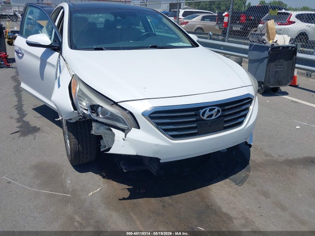 2015 Hyundai Sonata Limited მანქანა იყიდება აუქციონზე, vin: 5NPE34AFXFH134520, აუქციონის ნომერი: 45118314
