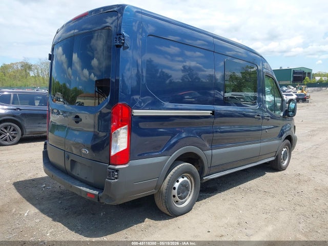 45118380 :رقم المزاد ، 1FTYR1CM2HKB03160 vin ، 2017 Ford Transit-250 مزاد بيع