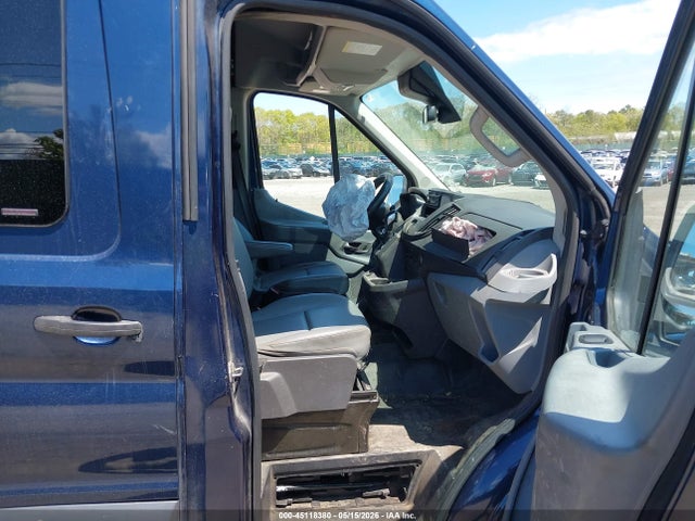 45118380 :رقم المزاد ، 1FTYR1CM2HKB03160 vin ، 2017 Ford Transit-250 مزاد بيع