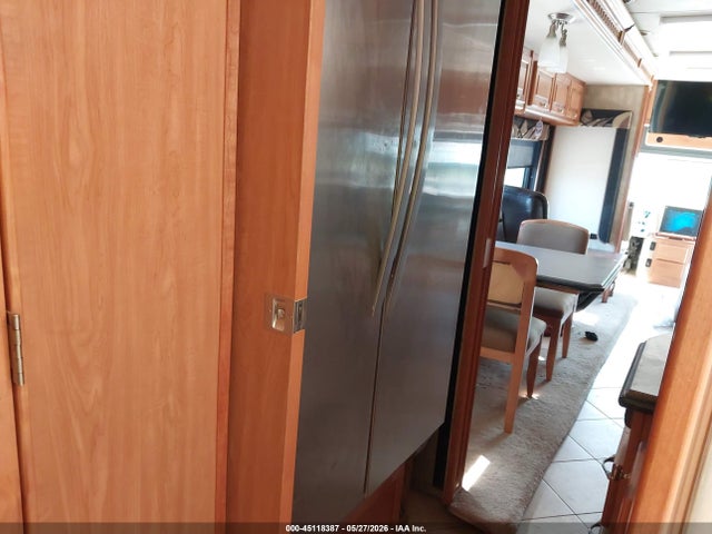 45118387 :رقم المزاد ، 4UZAB2BS78CZ72242 vin ، 2008 Freightliner Chassis X Line Motor Home مزاد بيع