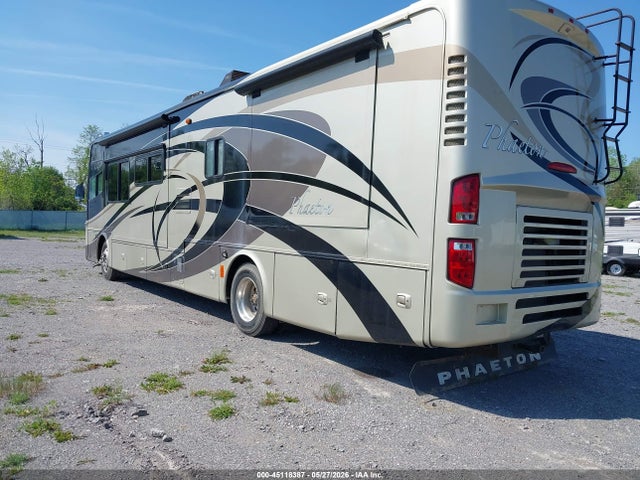 45118387 :رقم المزاد ، 4UZAB2BS78CZ72242 vin ، 2008 Freightliner Chassis X Line Motor Home مزاد بيع