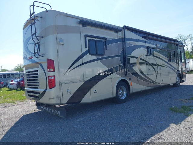 45118387 :رقم المزاد ، 4UZAB2BS78CZ72242 vin ، 2008 Freightliner Chassis X Line Motor Home مزاد بيع