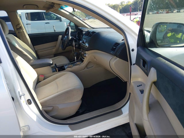 2012 Toyota Highlander Base V6 მანქანა იყიდება აუქციონზე, vin: 5TDZK3EH4CS059541, აუქციონის ნომერი: 45118402