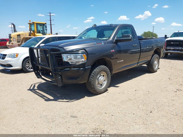 45118419 :رقم المزاد ، 3C6MR5AJ5LG243354 vin ، 2020 Ram 2500 Tradesman  4x4 8' Box مزاد بيع