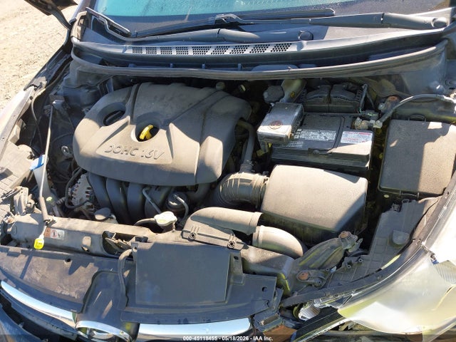 2013 Hyundai Elantra Gls მანქანა იყიდება აუქციონზე, vin: 5NPDH4AE1DH213317, აუქციონის ნომერი: 45118455