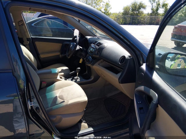 45118500 :رقم المزاد ، 2T3ZF4DV8BW081475 vin ، 2011 Toyota Rav4 مزاد بيع