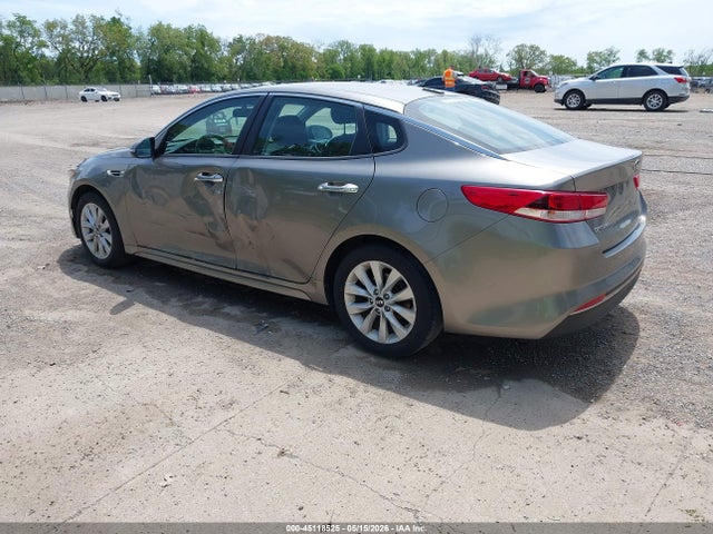 45118525 :رقم المزاد ، 5XXGT4L36HG160767 vin ، 2017 Kia Optima Lx مزاد بيع
