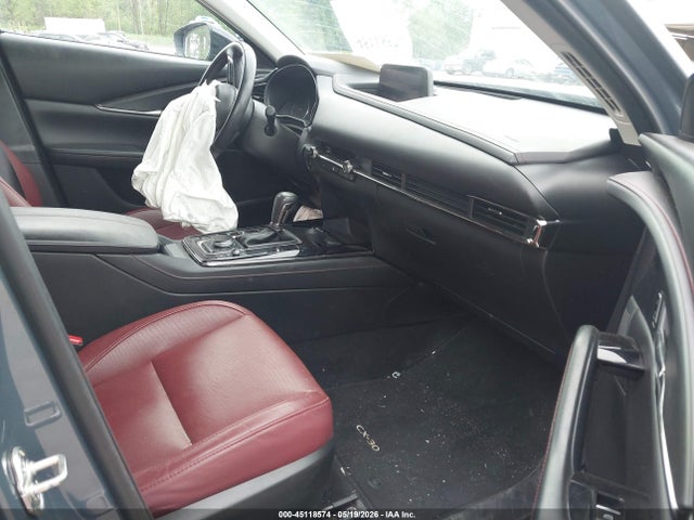 Продажа на аукционе авто 2024 Mazda Cx-30 2.5 S Carbon Edition, vin: 3MVDMBCM8RM603741, номер лота: 45118574