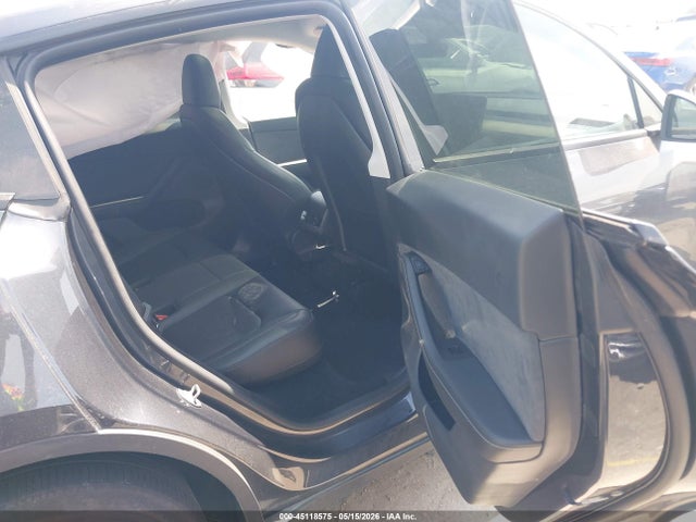 Продаж на аукціоні авто 2025 Tesla Model Y Long Range Dual Motor Rear-wheel Drive, vin: 7SAYGDED5SA347359, номер лоту: 45118575