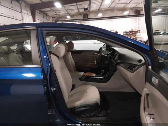 Продажа на аукционе авто 2017 Hyundai Sonata Eco, vin: 5NPE24AA7HH468711, номер лота: 45118576