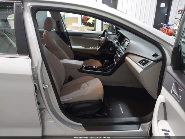 Продажа на аукционе авто 2019 Hyundai Sonata Eco, vin: 5NPE24AA7KH775139, номер лота: 45118622
