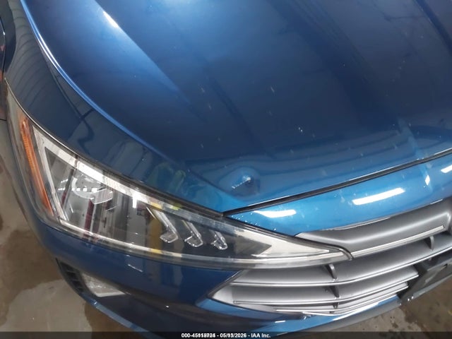 Продажа на аукционе авто 2020 Hyundai Elantra Se, vin: 5NPD74LFXLH616297, номер лота: 45118724