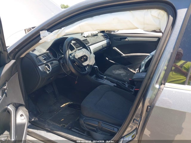 Продажа на аукционе авто 2017 Volkswagen Passat 1.8t S, vin: 1VWAT7A3XHC056726, номер лота: 45118739