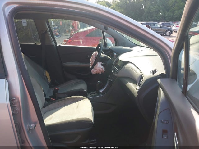 45118758 :رقم المزاد ، 3GNCJKSB5LL194981 vin ، 2020 Chevrolet Trax Fwd Ls مزاد بيع