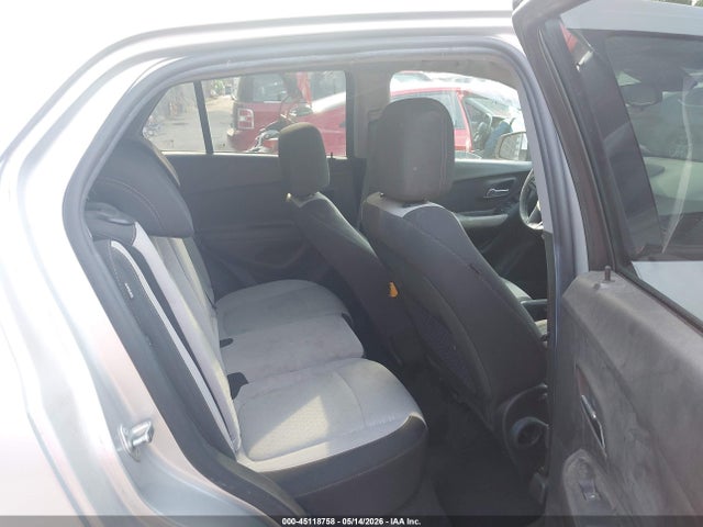 45118758 :رقم المزاد ، 3GNCJKSB5LL194981 vin ، 2020 Chevrolet Trax Fwd Ls مزاد بيع