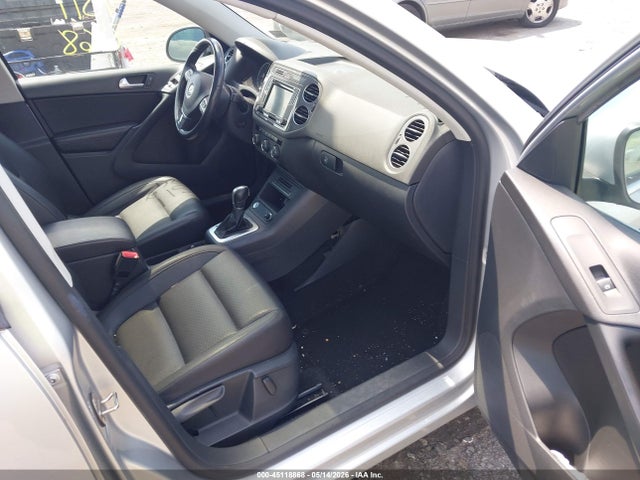 Продаж на аукціоні авто 2017 Volkswagen Tiguan 2.0t Wolfsburg Edition, vin: WVGSV7AX5HK023901, номер лоту: 45118868