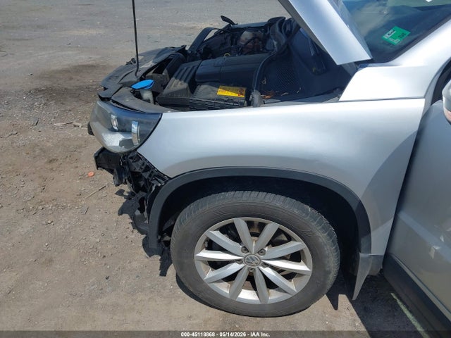 Продаж на аукціоні авто 2017 Volkswagen Tiguan 2.0t Wolfsburg Edition, vin: WVGSV7AX5HK023901, номер лоту: 45118868
