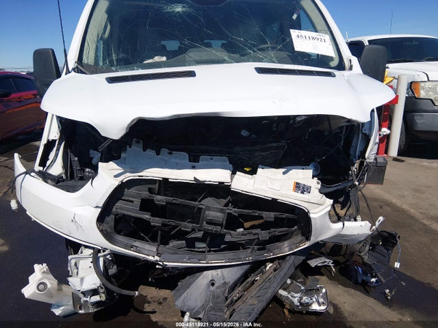 45118921 :رقم المزاد ، 1FBZX2ZM2FKB22753 vin ، 2015 Ford Transit-350 Xlt مزاد بيع