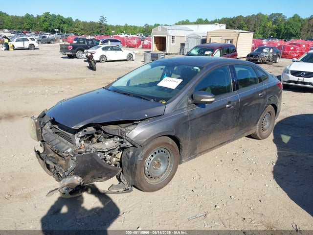 1FADP3F24EL368233 Ford FOCUS SE