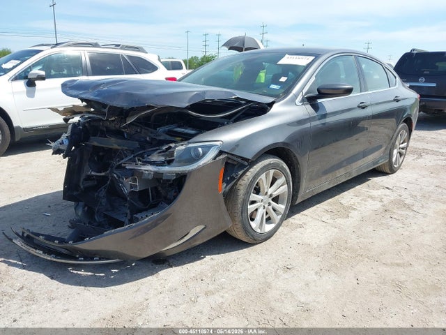 Chrysler 200 Limited 2016 1C3CCCAB4GN169106 Image 2
