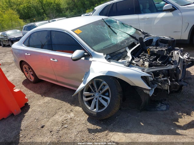 Aukcja sprzedaży 2020 Volkswagen Passat 2.0t Se, vin: 1VWSA7A38LC008726, numer aukcji: 45118995