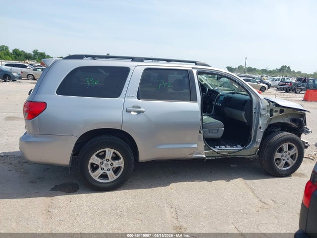45119007 :رقم المزاد ، 5TDZY5G17ES051141 vin ، 2014 Toyota Sequoia Sr5 5.7l V8 مزاد بيع