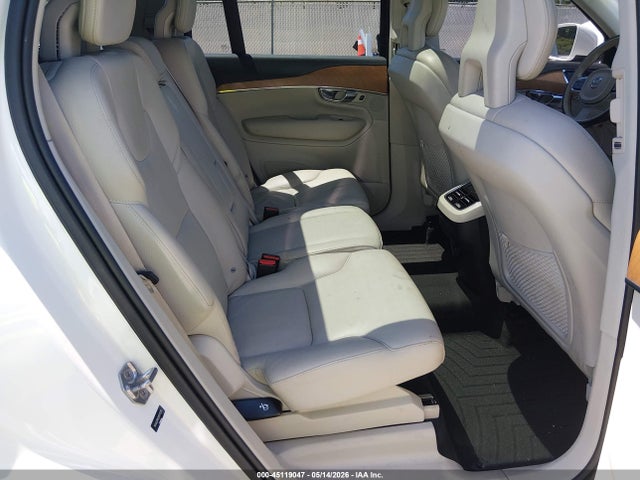 YV4A22PK5M1712213 Volvo Xc90 T6 Momentum 7 Passenger
