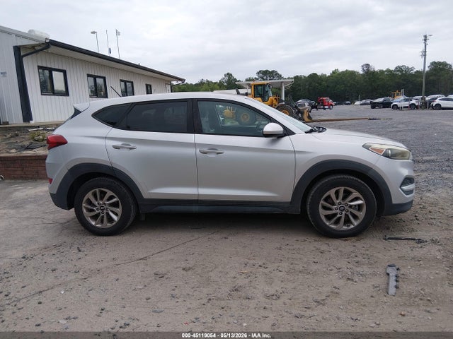 Продажа на аукционе авто 2018 Hyundai Tucson Se, vin: KM8J2CA4XJU655855, номер лота: 45119054