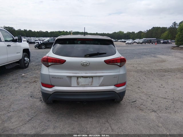 Продажа на аукционе авто 2018 Hyundai Tucson Se, vin: KM8J2CA4XJU655855, номер лота: 45119054