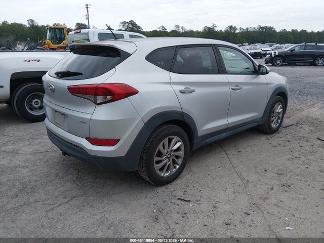 Продажа на аукционе авто 2018 Hyundai Tucson Se, vin: KM8J2CA4XJU655855, номер лота: 45119054
