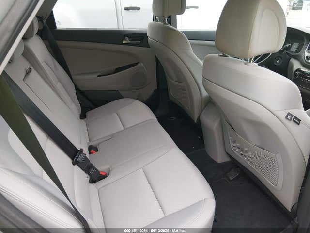 Продажа на аукционе авто 2018 Hyundai Tucson Se, vin: KM8J2CA4XJU655855, номер лота: 45119054